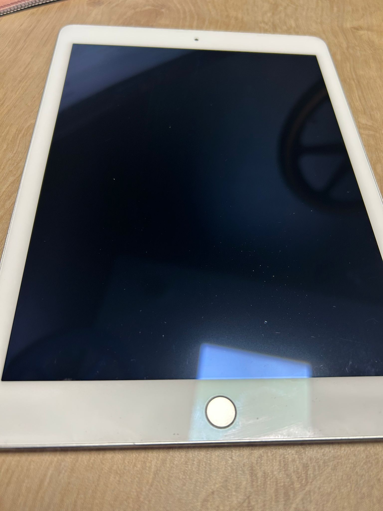 Apple iPad Air 2 – 32 Go Wi-Fi (Occasion) GRADE - A – Image 2